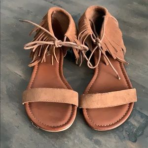 Fringe sandals